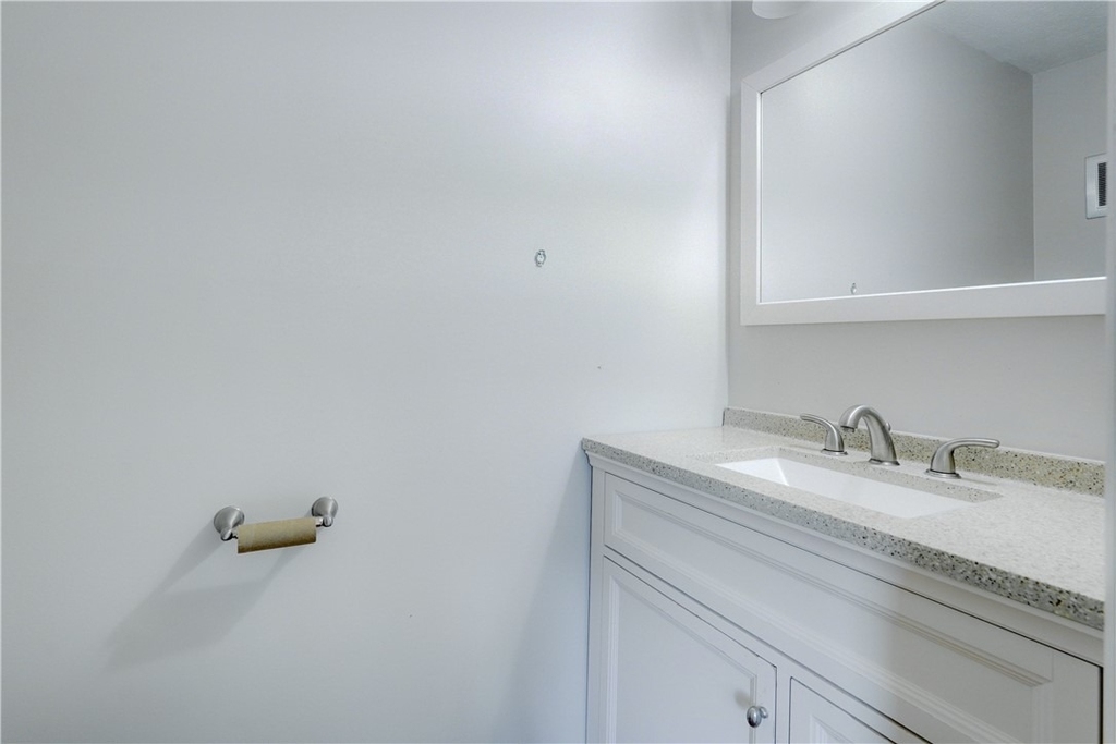 133 Penn Lane - Photo 9