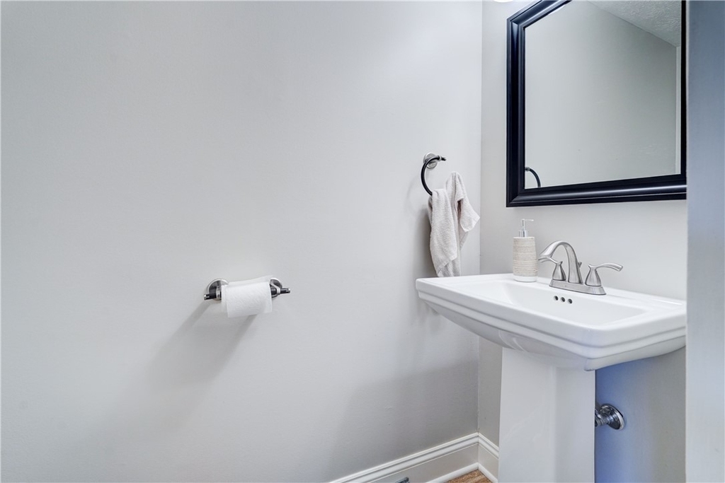 133 Penn Lane - Photo 5