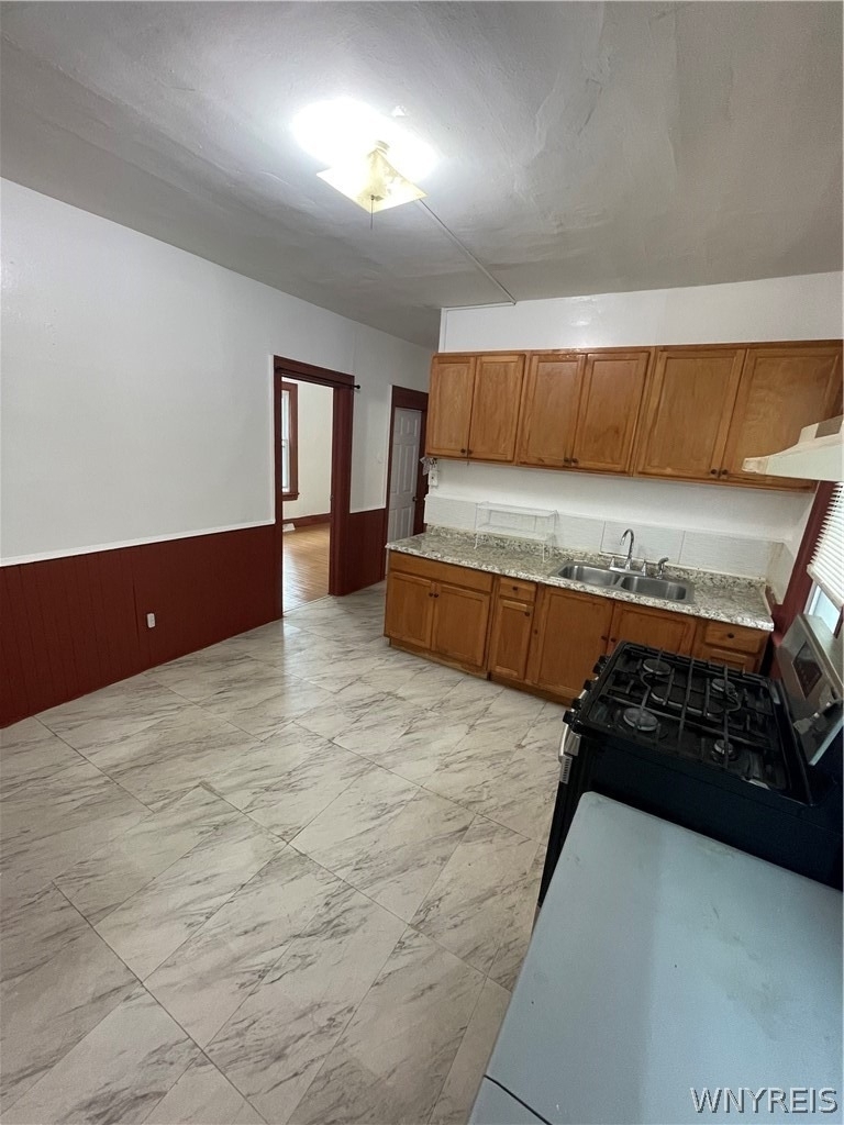 298 Winslow Avenue - Photo 8
