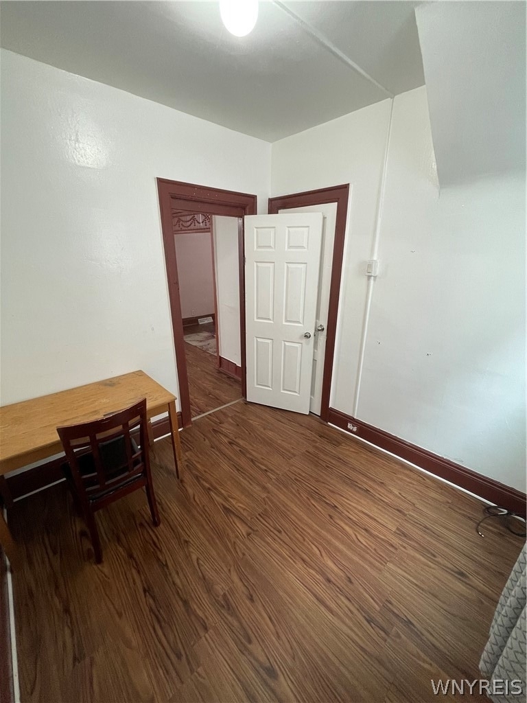 298 Winslow Avenue - Photo 6