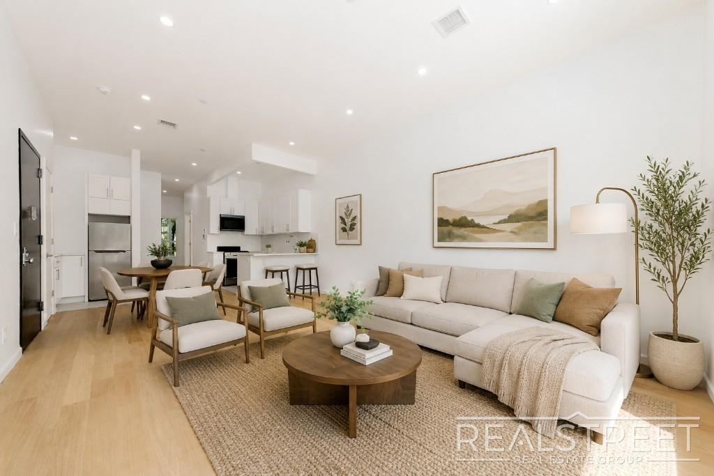 1469 Dean St - Photo 0