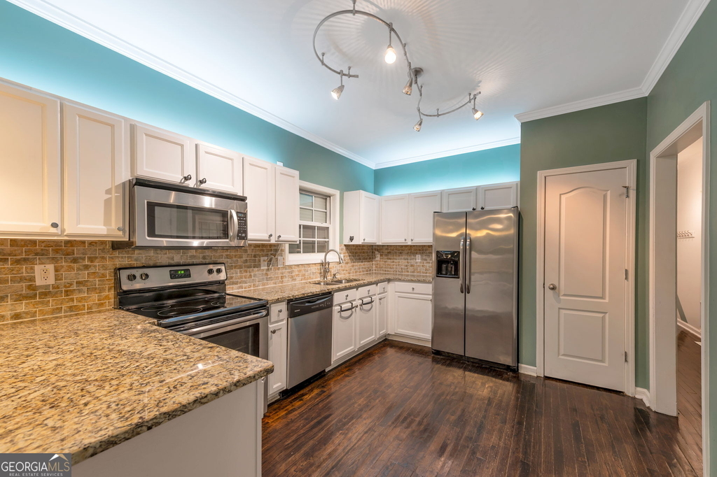 1079 Sims Street Sw - Photo 4
