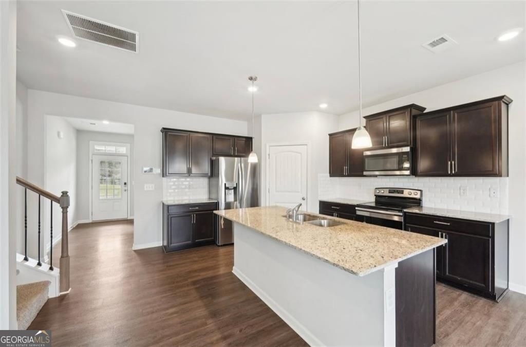 6637 Bluffview Drive - Photo 8