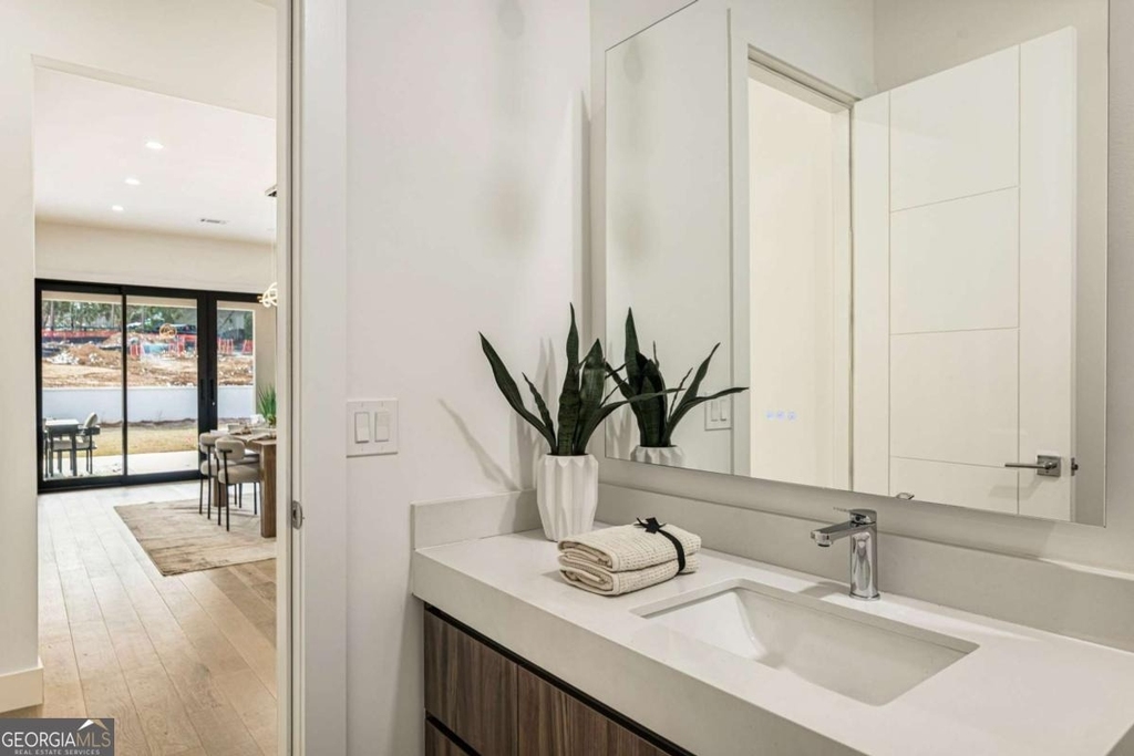 4805 Moore Road - Photo 18