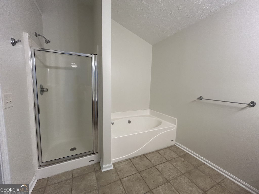 3051 Kentmere Drive - Photo 10
