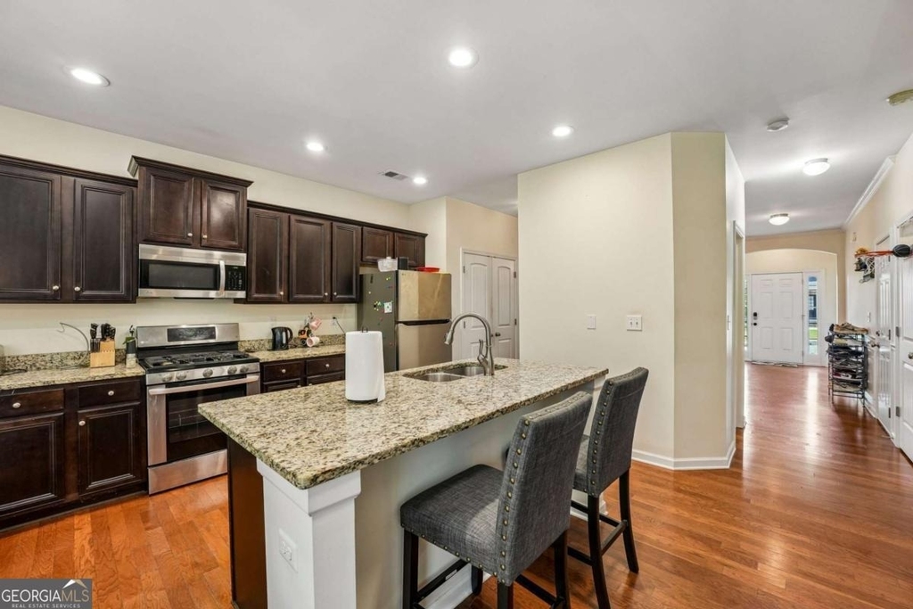 6216 Oakdale Ridge Court Se - Photo 9