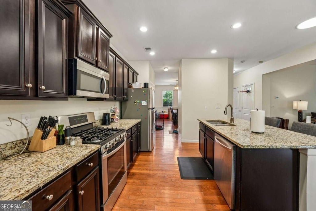 6216 Oakdale Ridge Court Se - Photo 10