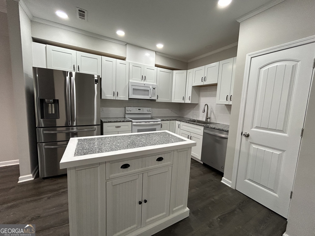 2940 Furlong Court - Photo 23