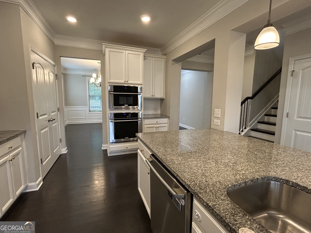 2940 Furlong Court - Photo 4