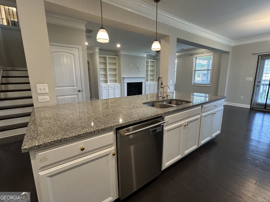 2940 Furlong Court - Photo 6