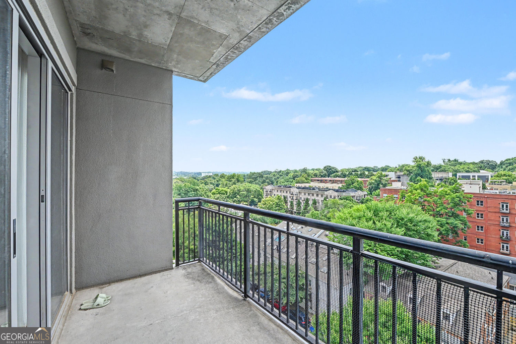222 12th Street Ne - Photo 25