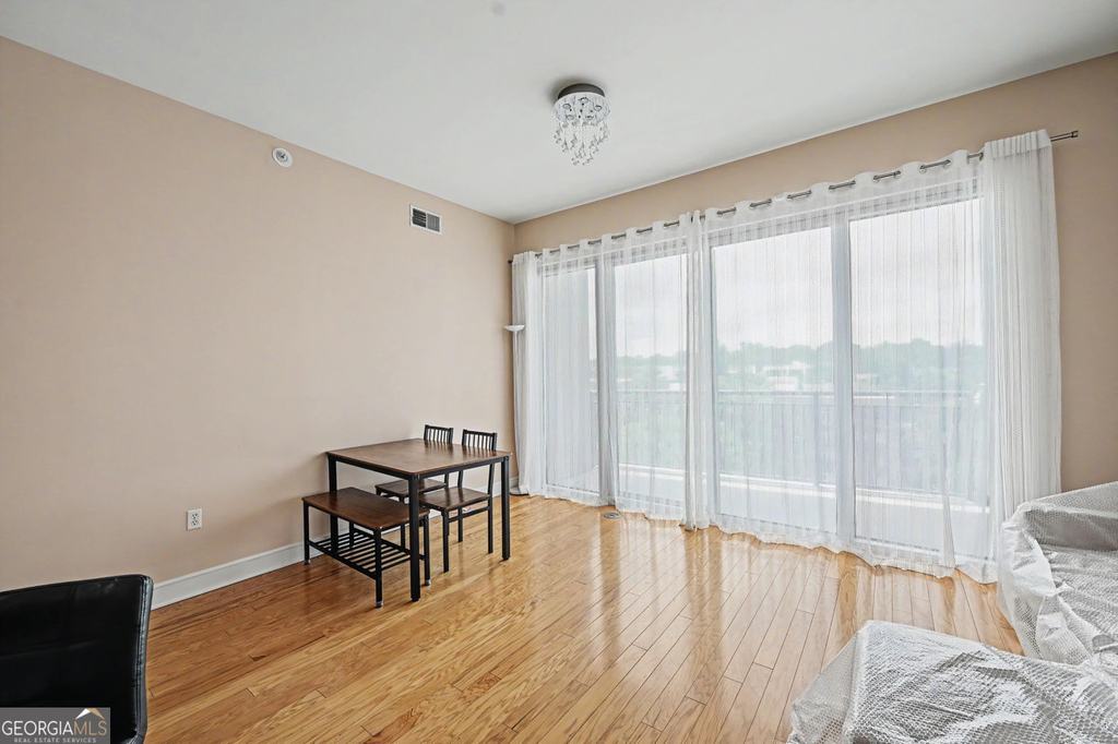 222 12th Street Ne - Photo 12
