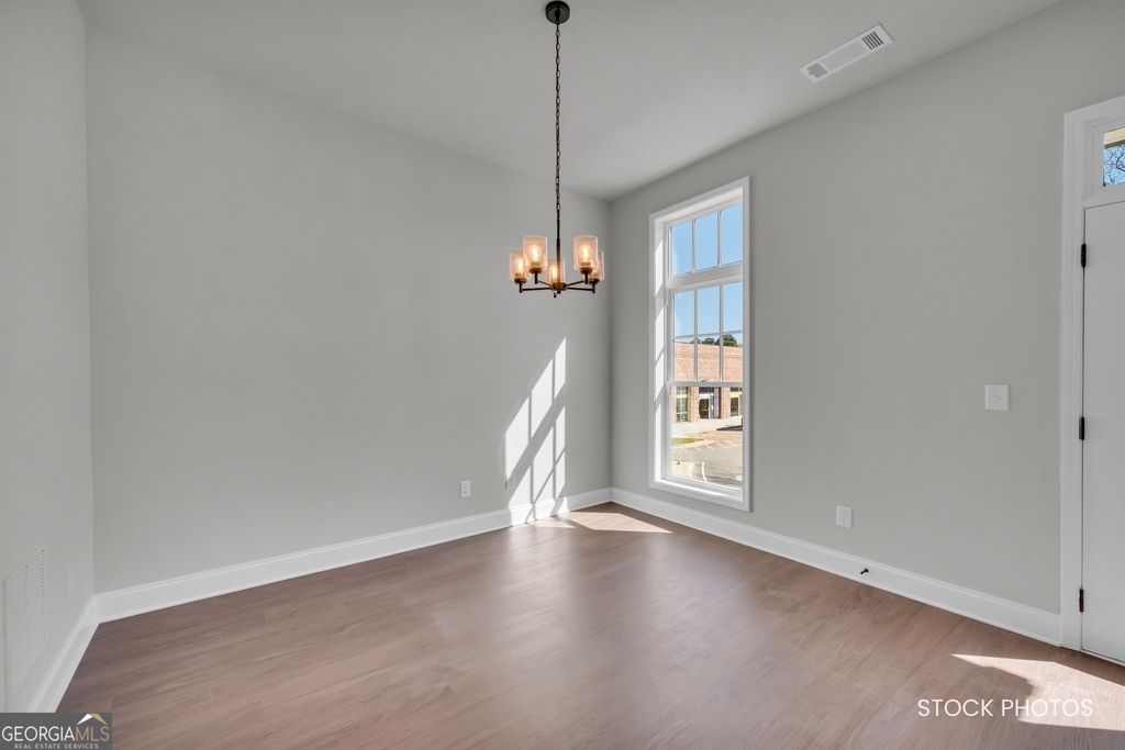 1048 Homestead Way Street - Photo 8