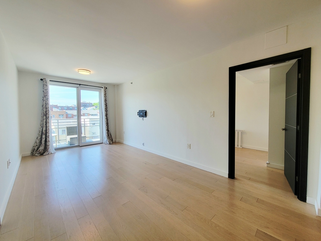 70-9 45th Avenue - Photo 0