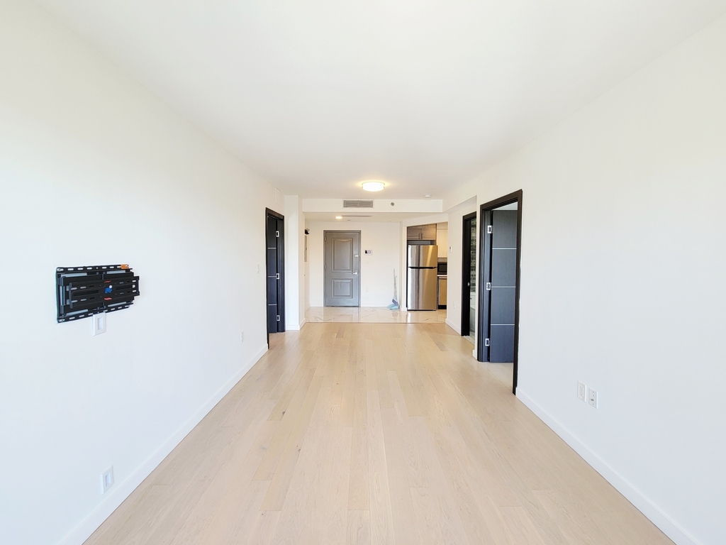 70-9 45th Avenue - Photo 1