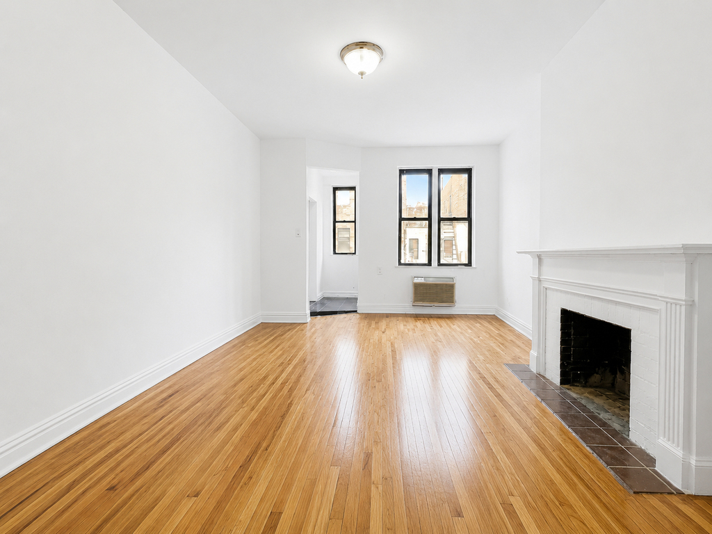 East 81st Street - Photo 0