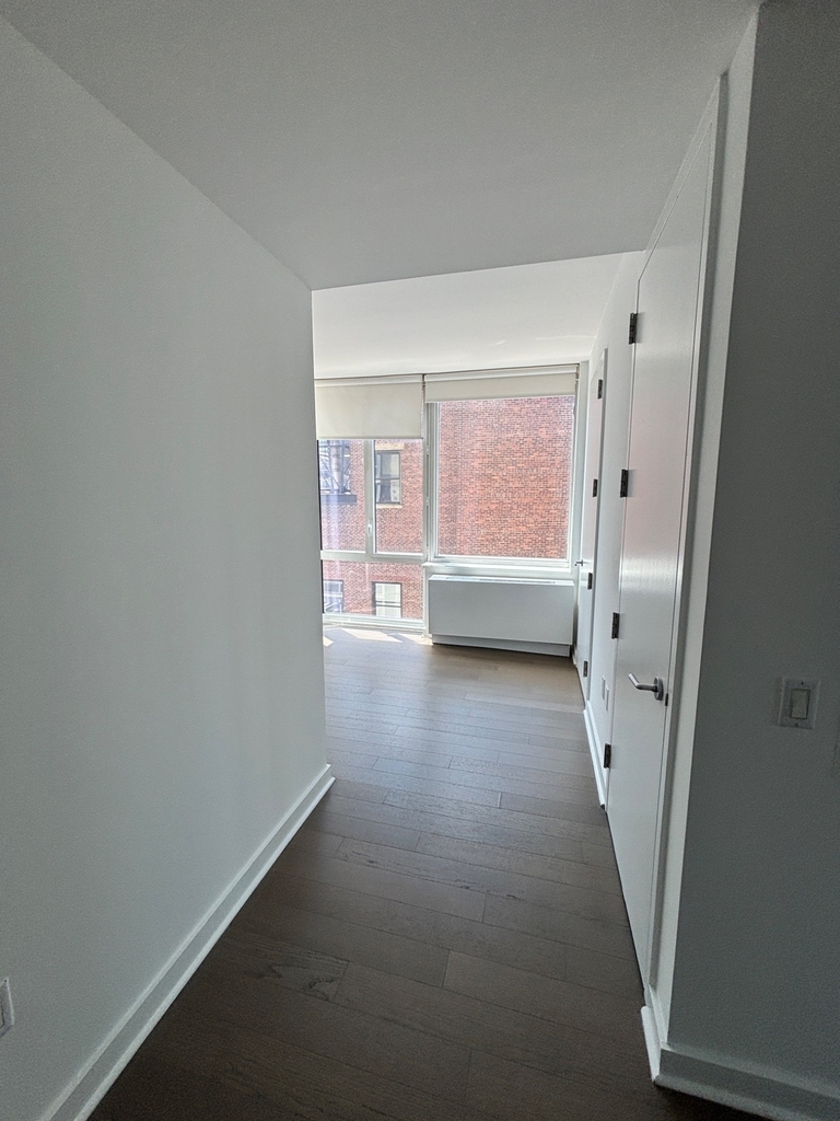 5th Avenue - Photo 15