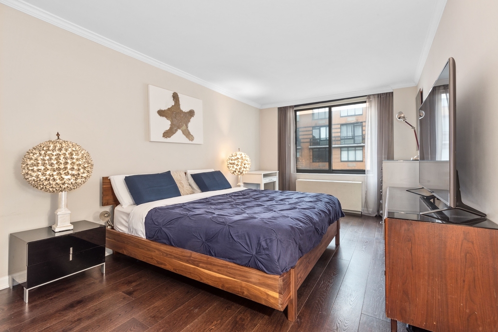 2 South End Avenue - Photo 1