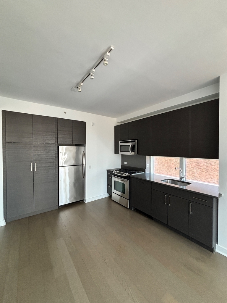 5th Avenue - Photo 14