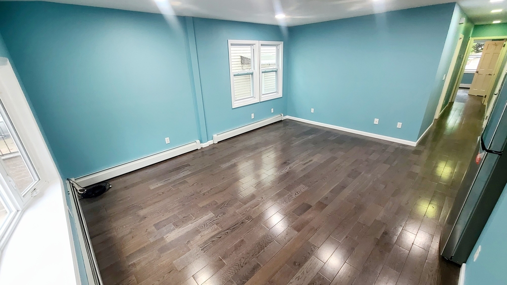 158-24 77th Avenue - Photo 2