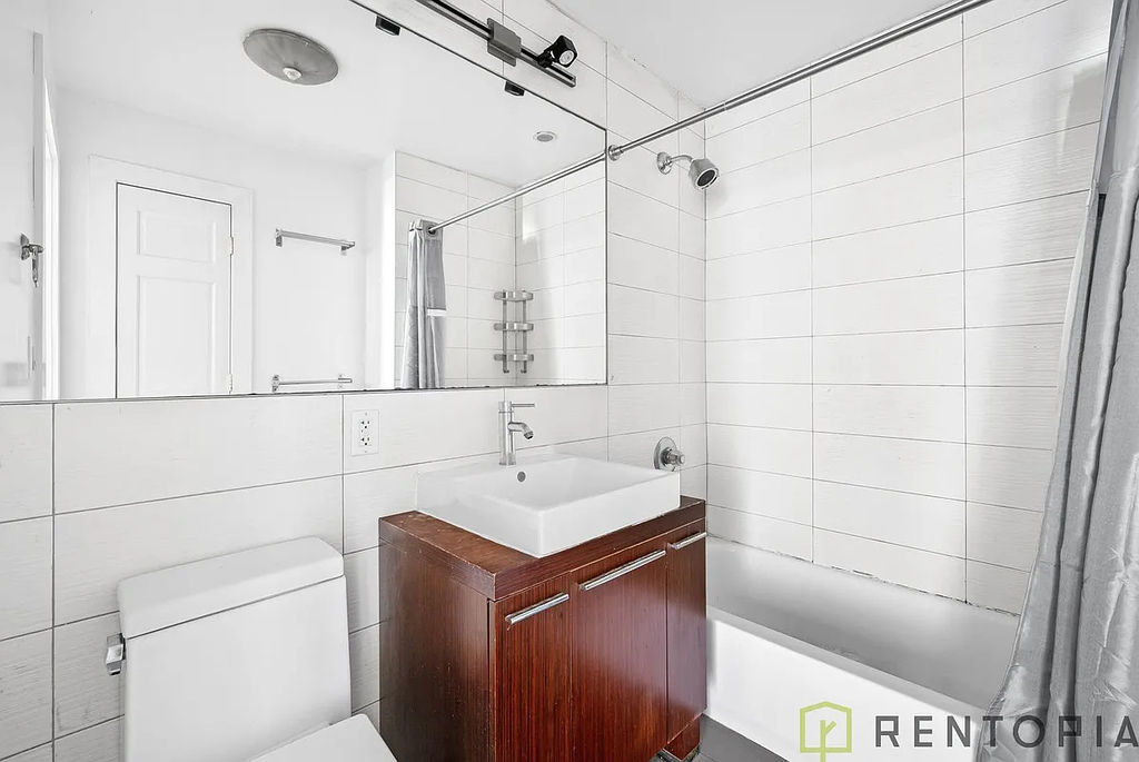 246 Union Avenue - Photo 7