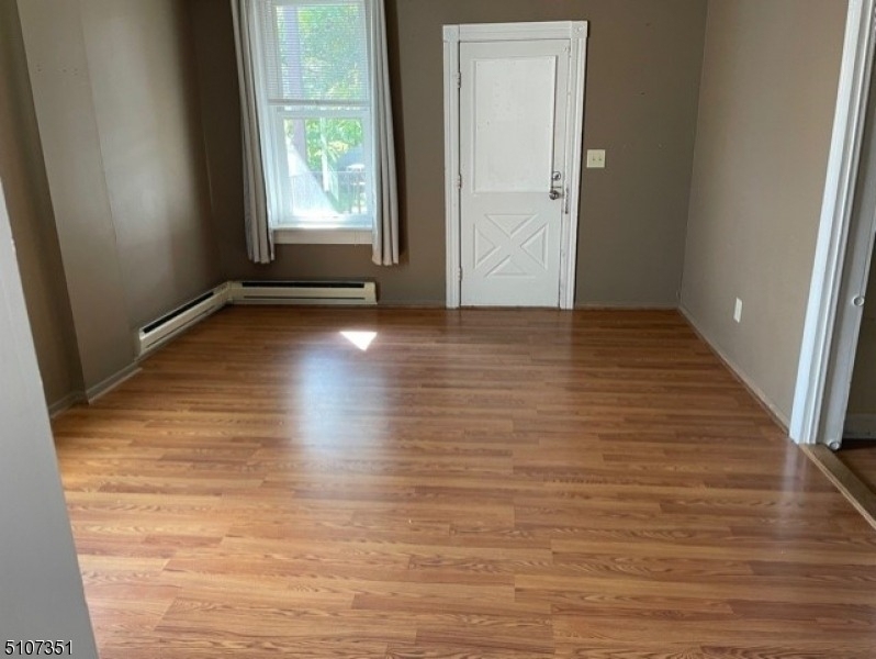 188 Spring St - Photo 0