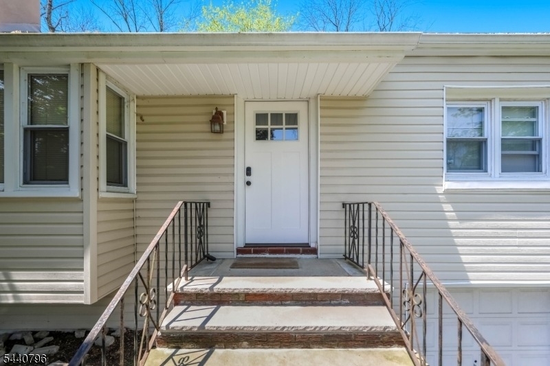 6 Waughaw Rd - Photo 1