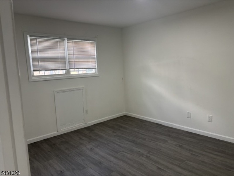 392 College Dr - Photo 8