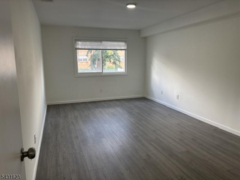 392 College Dr - Photo 10