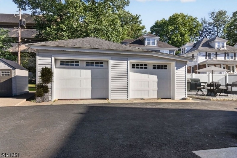18 Walnut St - Photo 19
