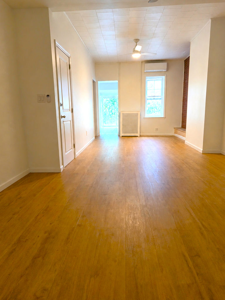 527 46th Street - Photo 2