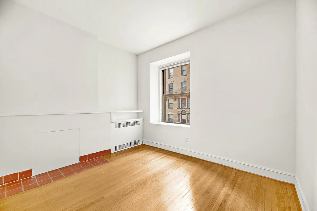 121 Madison Avenue - Photo 3