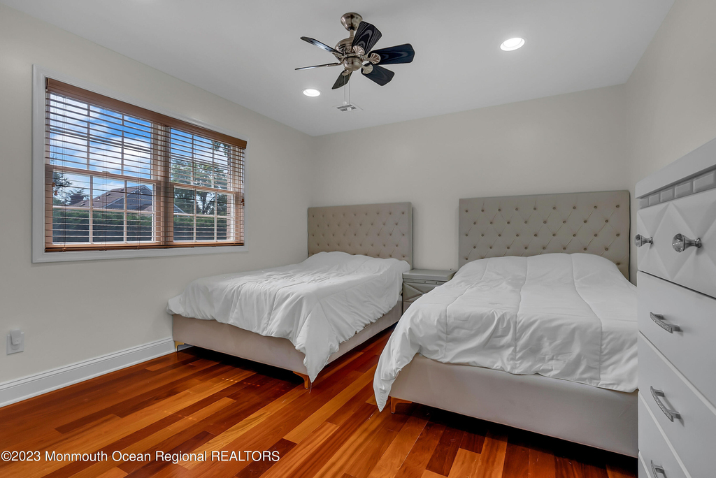 1607 Holbrook Street - Photo 29