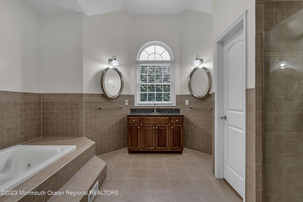 1607 Holbrook Street - Photo 18