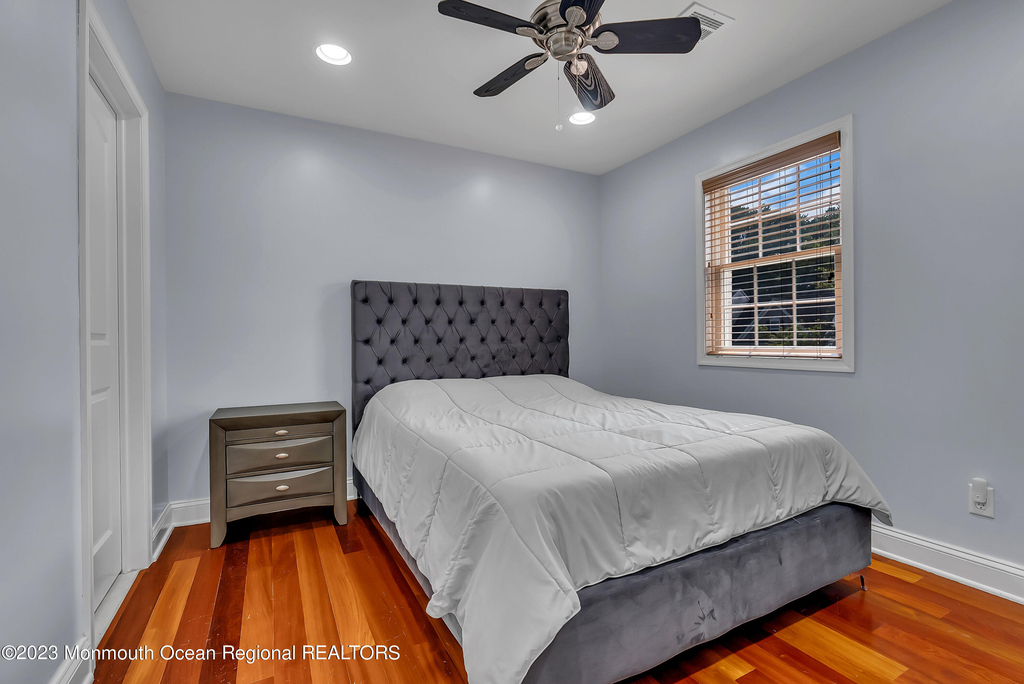 1607 Holbrook Street - Photo 24