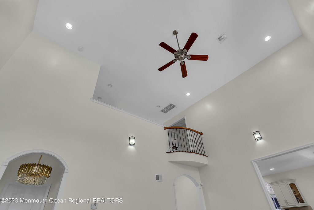 1607 Holbrook Street - Photo 10