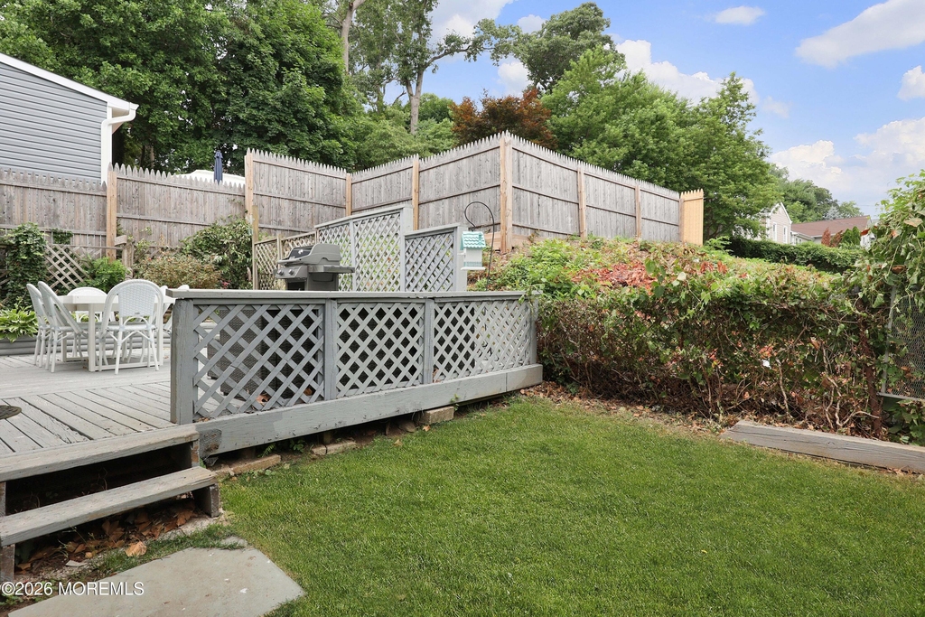 210 Linden Avenue - Photo 17