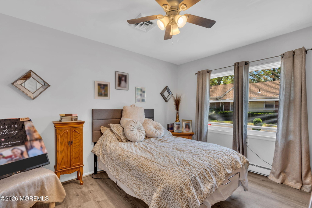390 Picardy Court - Photo 17