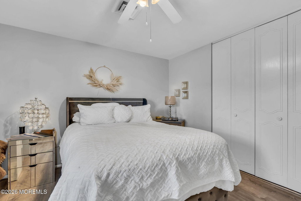 390 Picardy Court - Photo 20