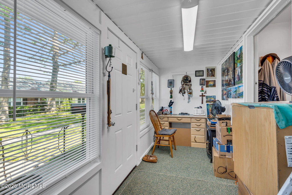 390 Picardy Court - Photo 4