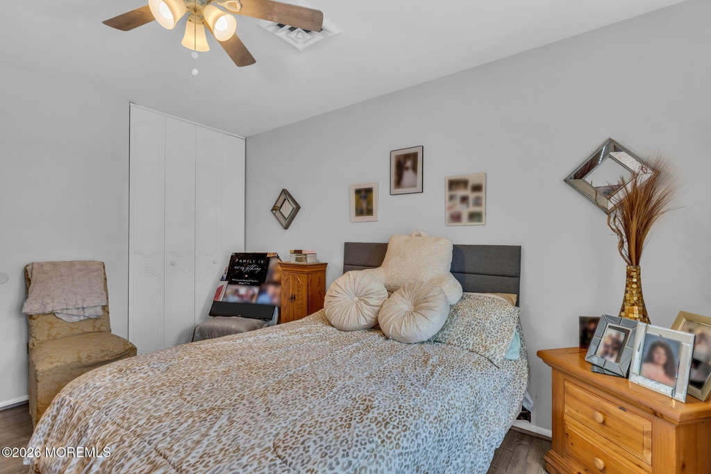 390 Picardy Court - Photo 18