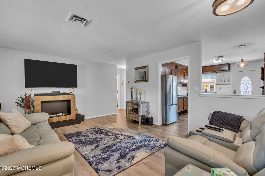 390 Picardy Court - Photo 10