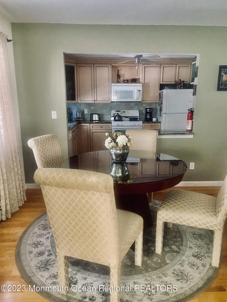 7 Basset Drive - Photo 4