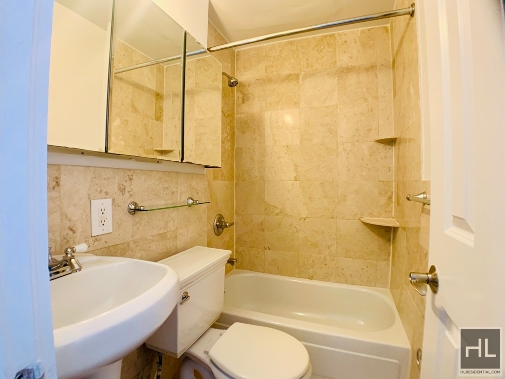E 13th St. - Photo 7