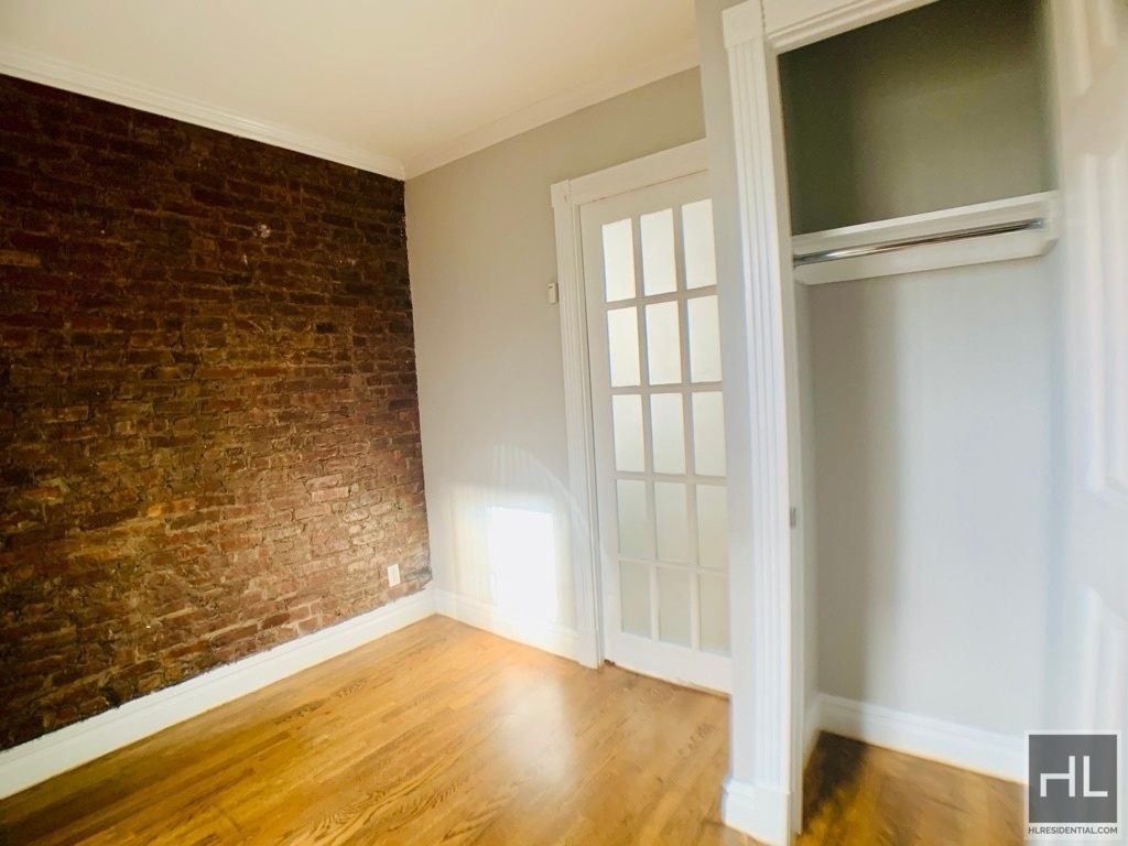 E 13th St. - Photo 3
