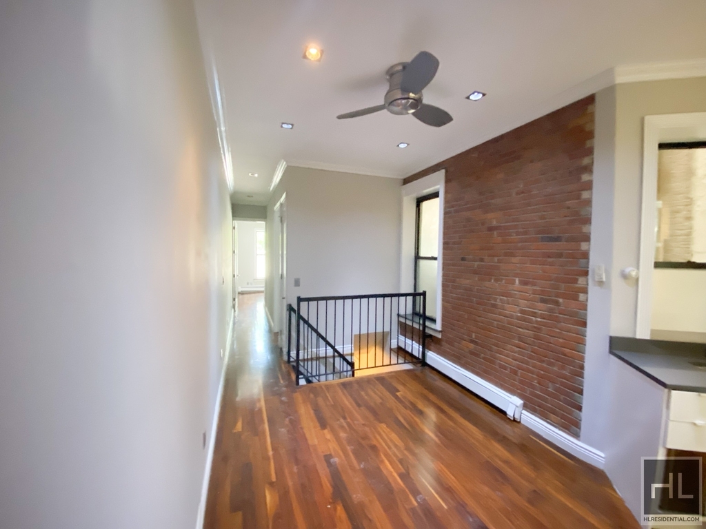 West 103rd Street - Photo 2