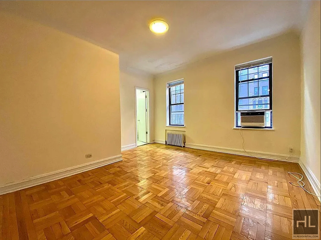 West 79 Street - Photo 2