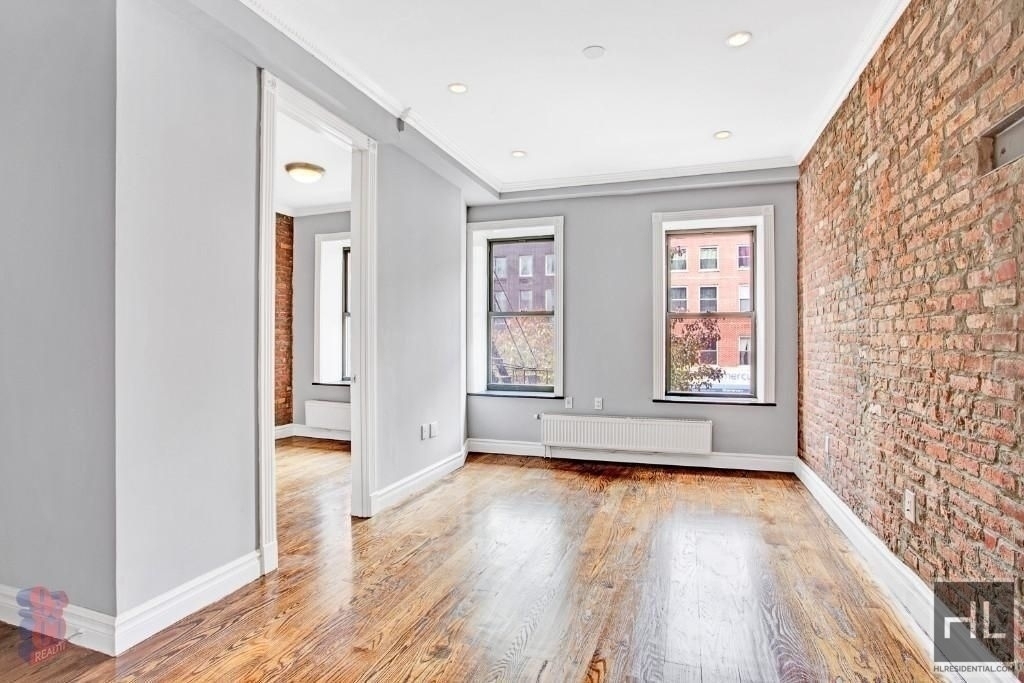 East 13th Street - Photo 2