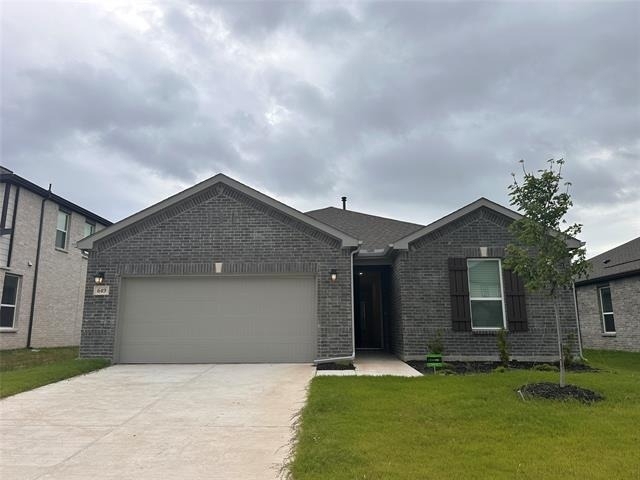649 Saxony Drive - Photo 0