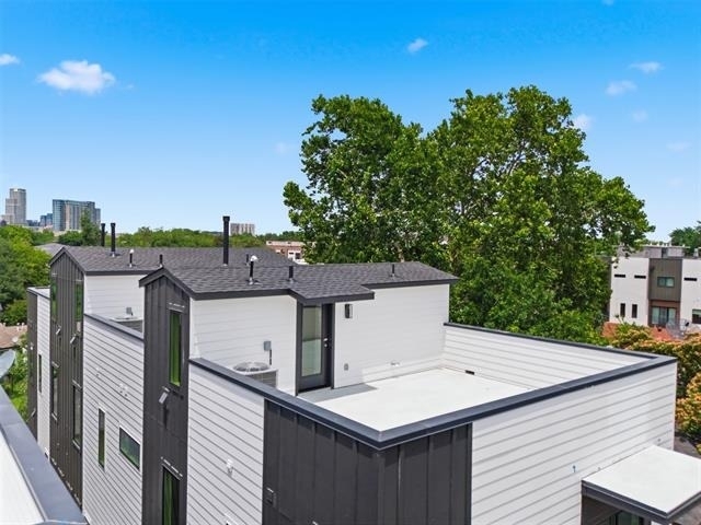 4605 Belmont Avenue - Photo 2